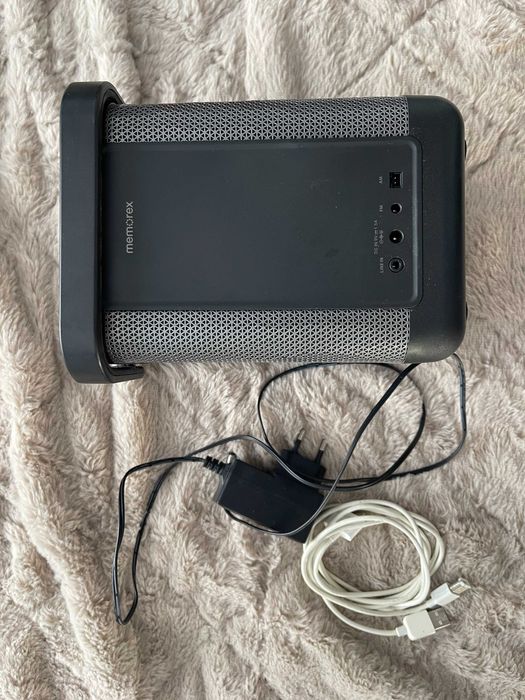 Boxa cu support iPod touch G2 8gb , radio, portabil, memorex ipod