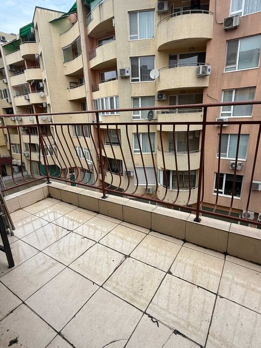 Отдавам под наем 2-стаен апартамент - кв. Възраждане