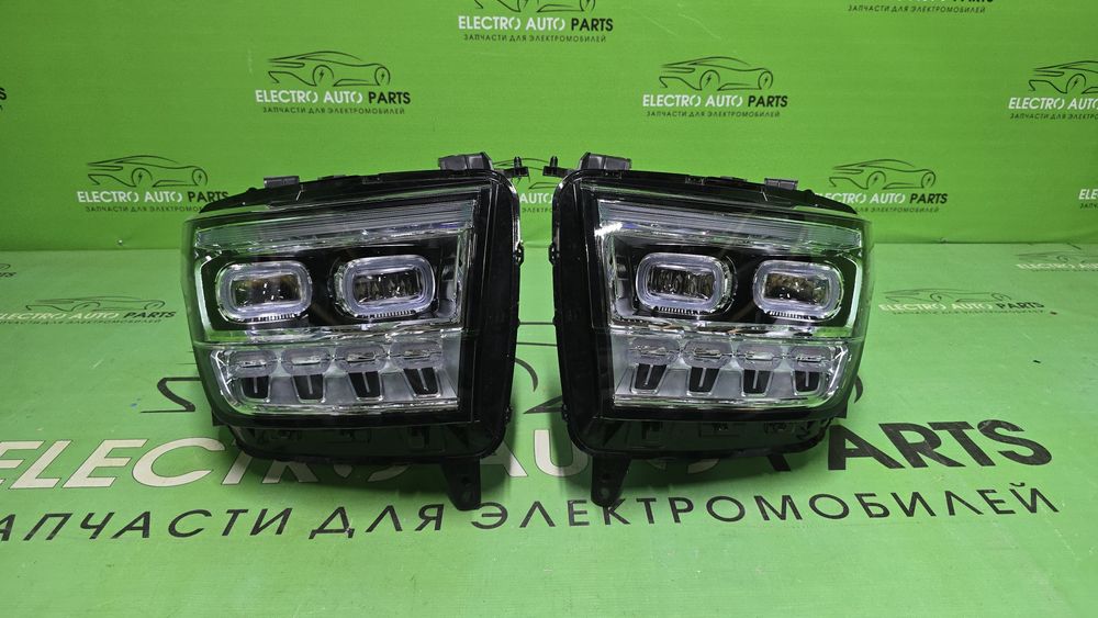 Передние фары TANK