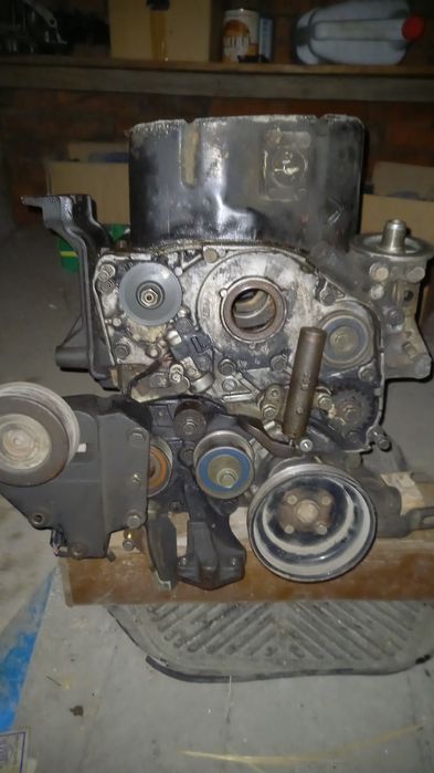 Двигатель галант акула 2л