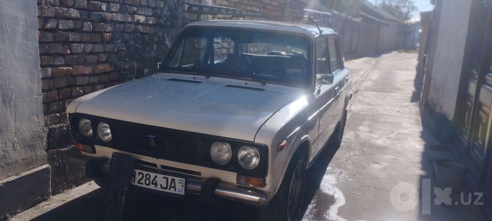 Lada.         2106