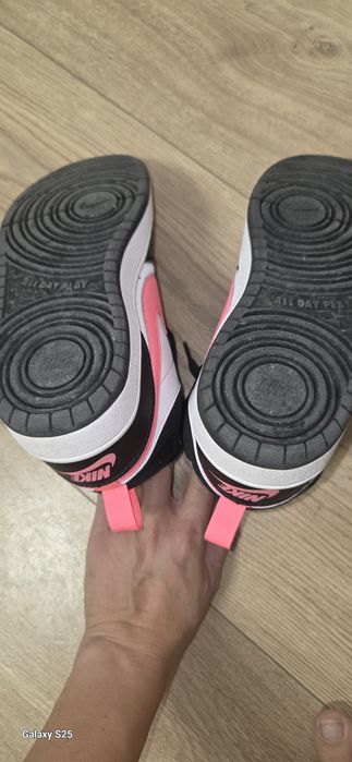 Nike страхотни кецове