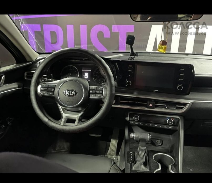 продаю kia k-5
