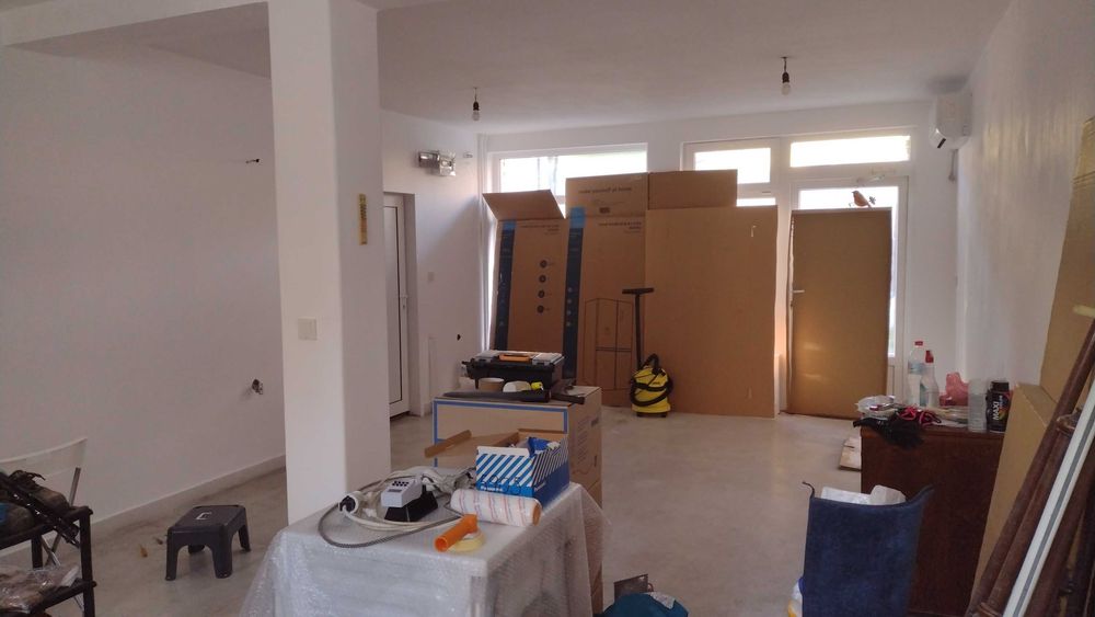 Дава се под наем Магазин в Перник, Пригаров район - 44 кв.м за 408.51 € - Снимка #1