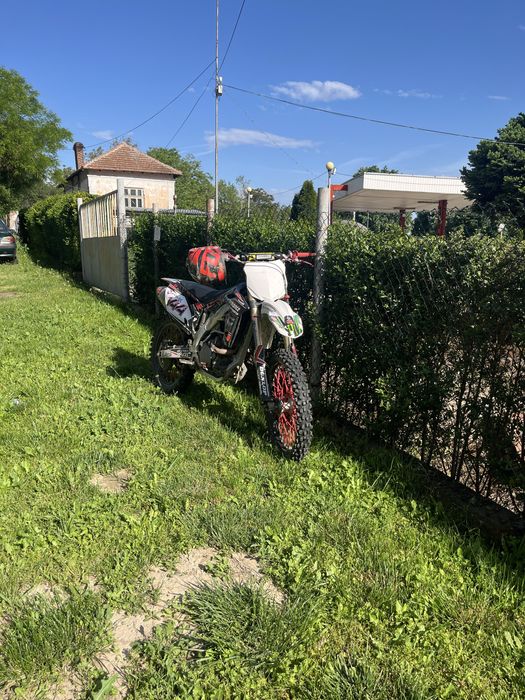 Продавам Kawasaki kx250f 2014