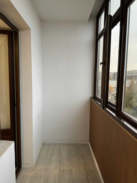 Продам 4-х комн квартиру