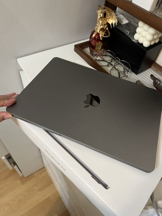 MacBook Air, M2 2022, 13.6, 8/256GB