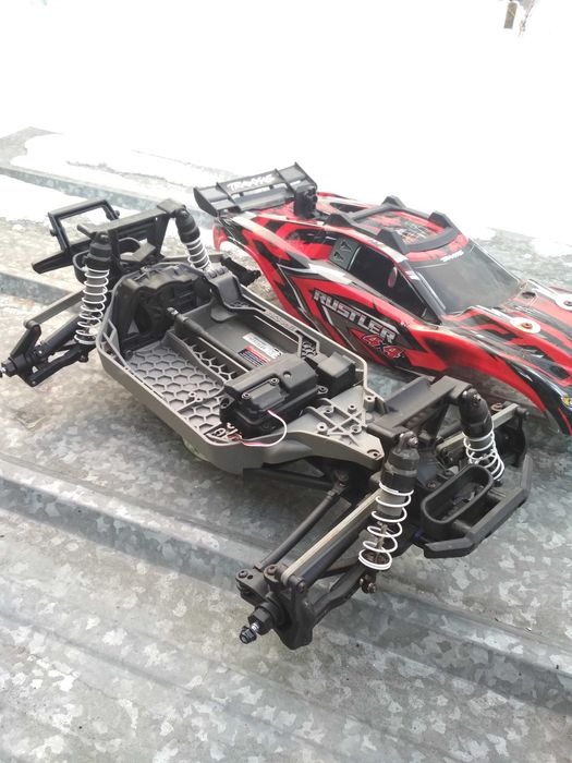 Traxxas Rustler 4x4