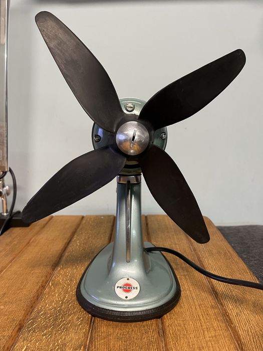 Настолен вентилатор / Progress W03 / 50-те