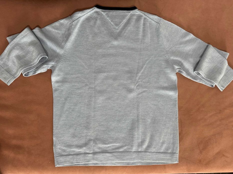 Pulover barbati Tommy Hilfiger bleu masura L (real este M)