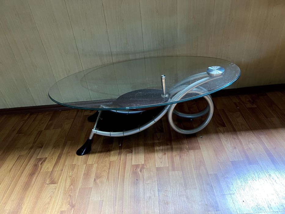 Продается мебель в хорошем состоянии.