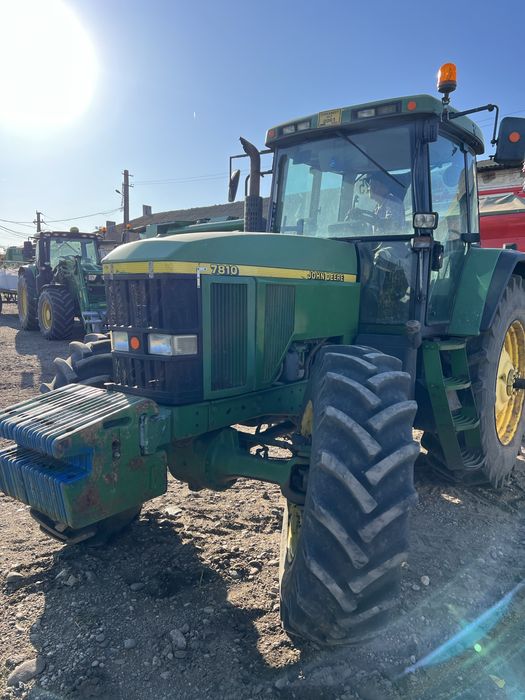 Tractor JOHN DEERE 7810
