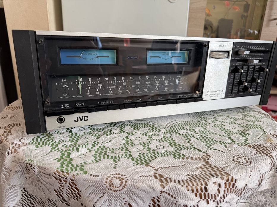 JVC JR-S200l ресивър