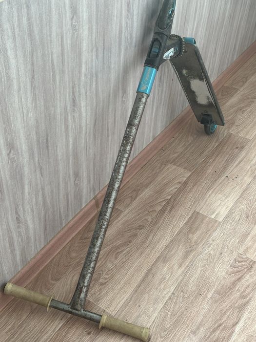 Продам трюковой самокат