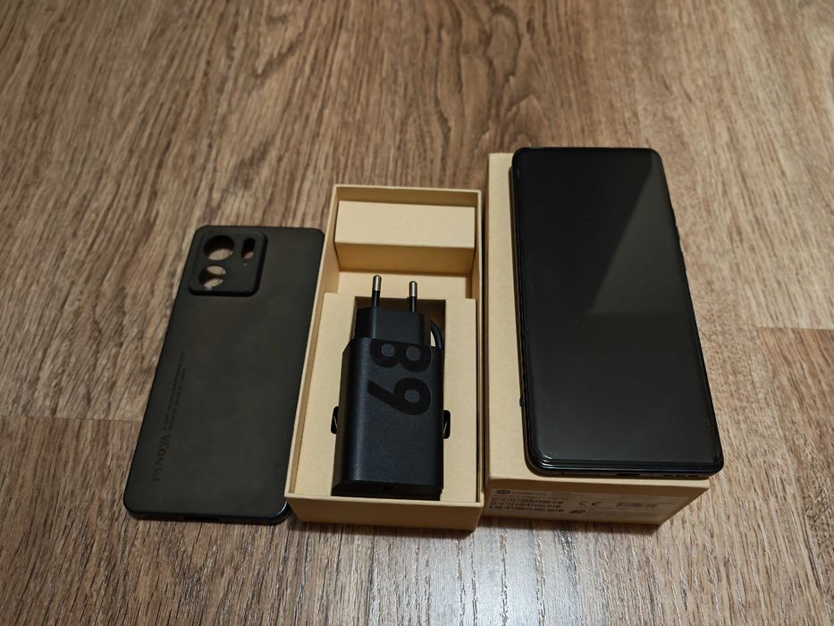 Motorola edge 40 8/256gb