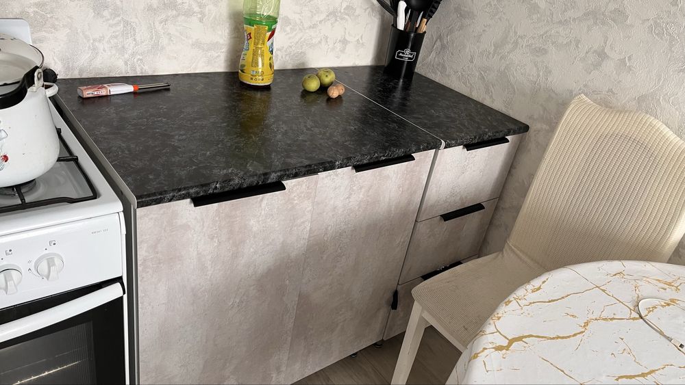 Продам кухоный гарнитур