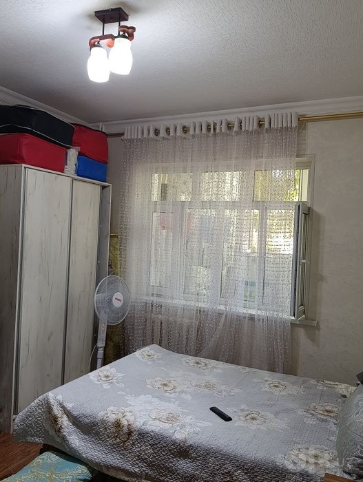Продажа. Массив Гулистан. Алгоритм. 2Х комнатная квартира.