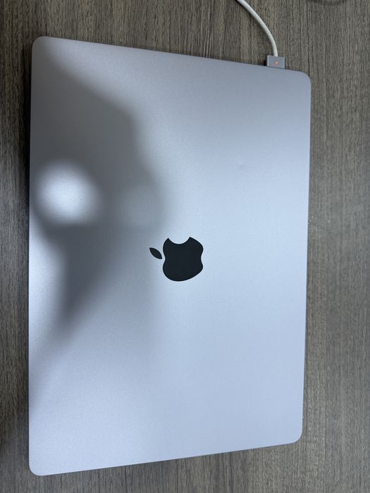 Macbook 15 M3 2024