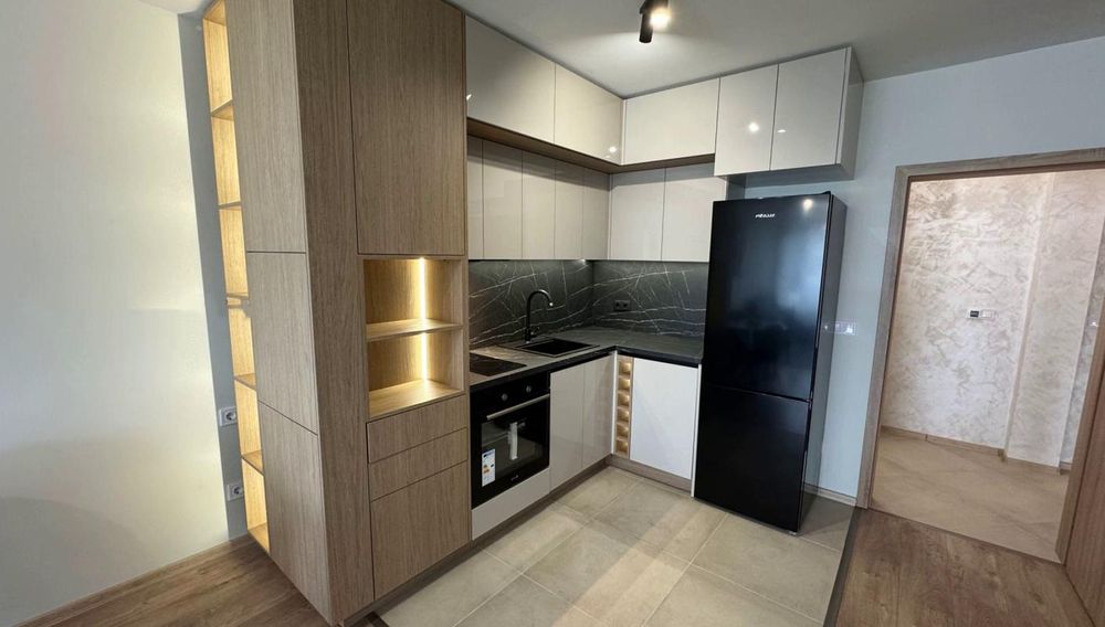 Дава се под наем Тристаен апартамент в София, Зона Б-5 - 116 кв.м за 900 € - Снимка #4