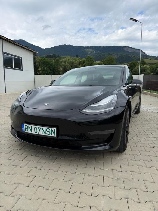 Tesla Model 3 LR AWD
