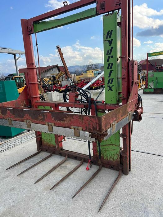 Taietor siloz Strautmann - Capacitate 2,5 m³ , cu Lift