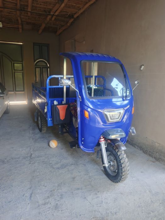 Yuk motosikl xunji 1 yarim tonnalik