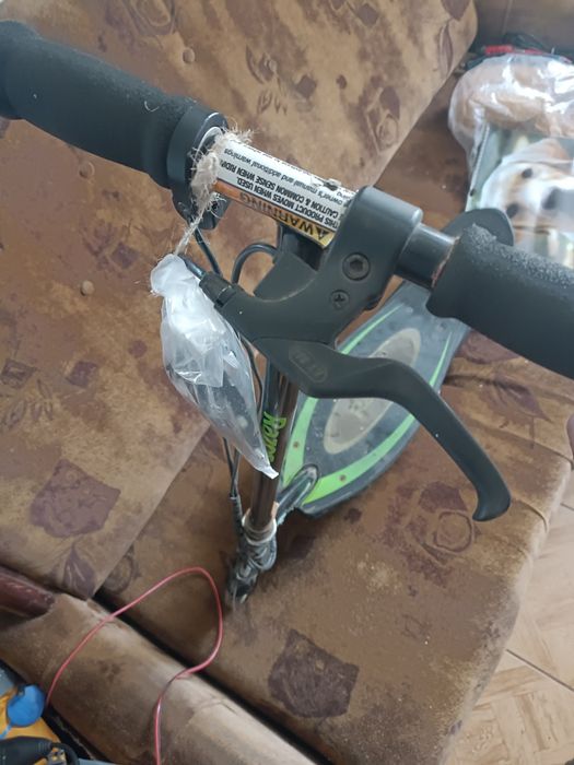Vînd trotinete electrice funcționale  copii 500lei fix buc și adulți 800lei fix buc  nu schimb
