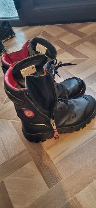 Bocanci protectie pompieri 42 germania secura   isu