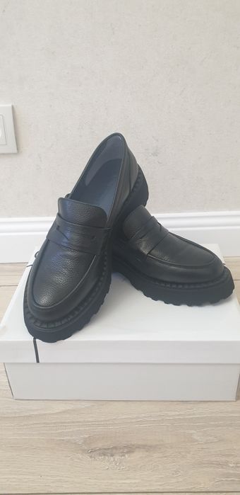 Продам лоферы...