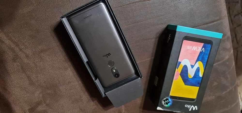 Телефон Wiko wc 300