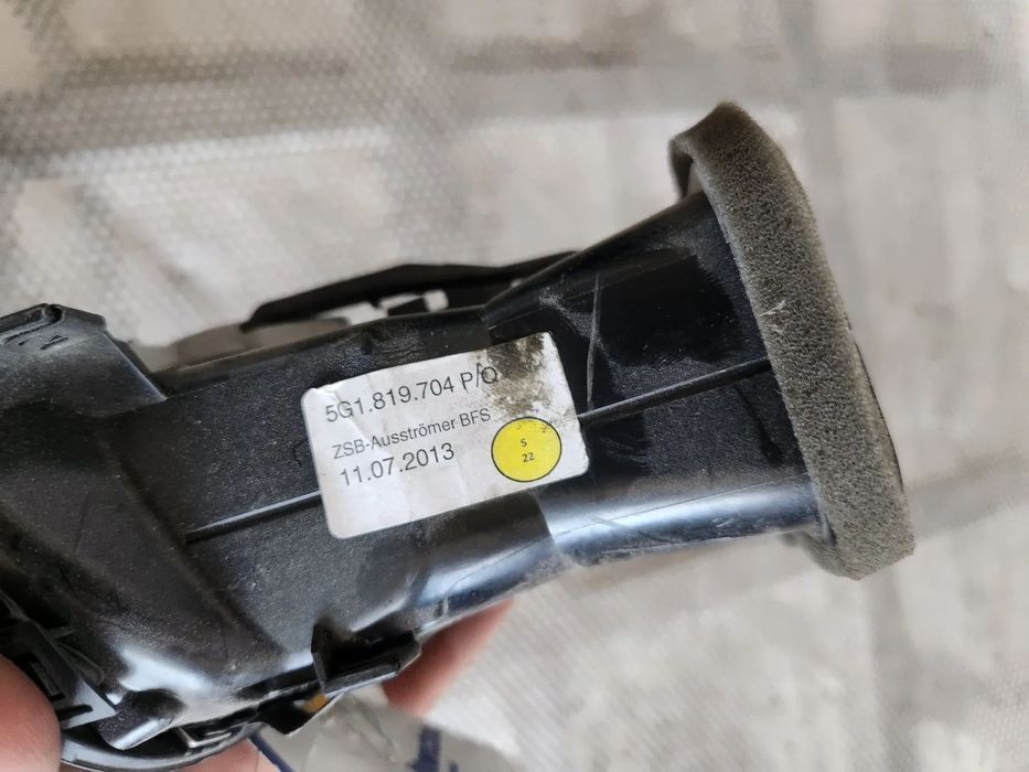 Grila Aerisire Ventilatie Bord Vw Golf 7 VII Cod 5GP
