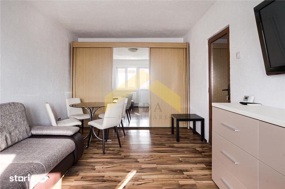 Apartament 2 camere de vanzare zona Aurel Vlaicu