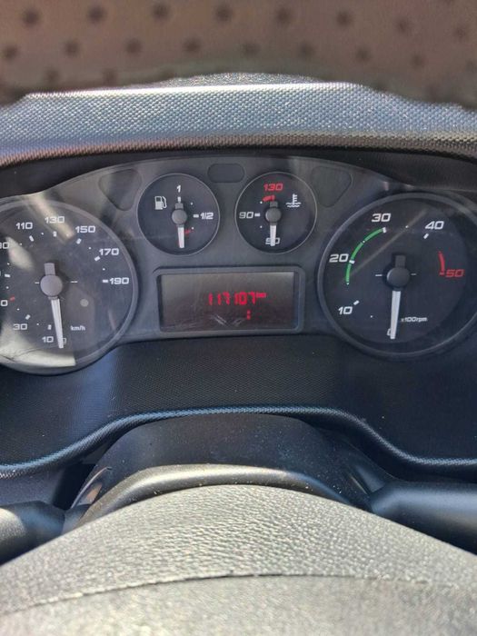 Iveco daily cu macara