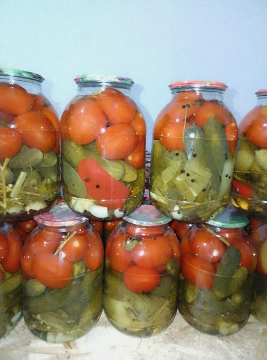 Банка салат огурцы