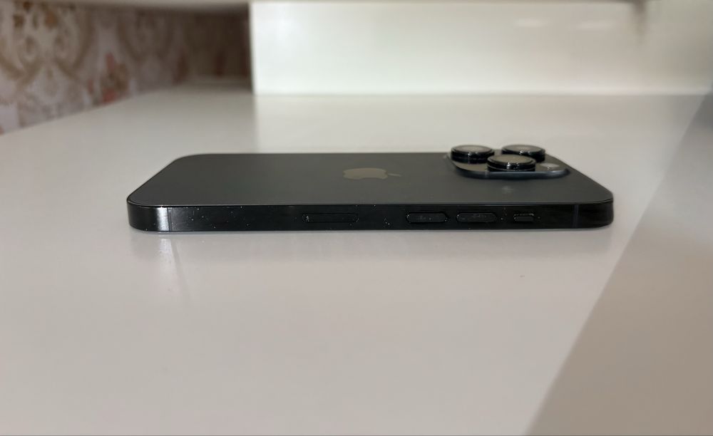 IPhone 14 pro, в черном цвете