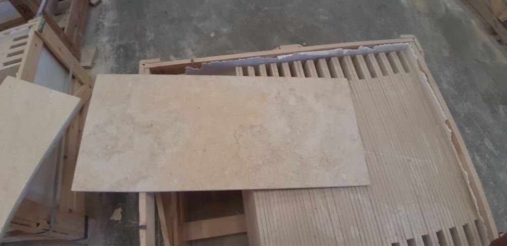Scara Trepte si contratrepte marmura granit Travertin Piatra naturala