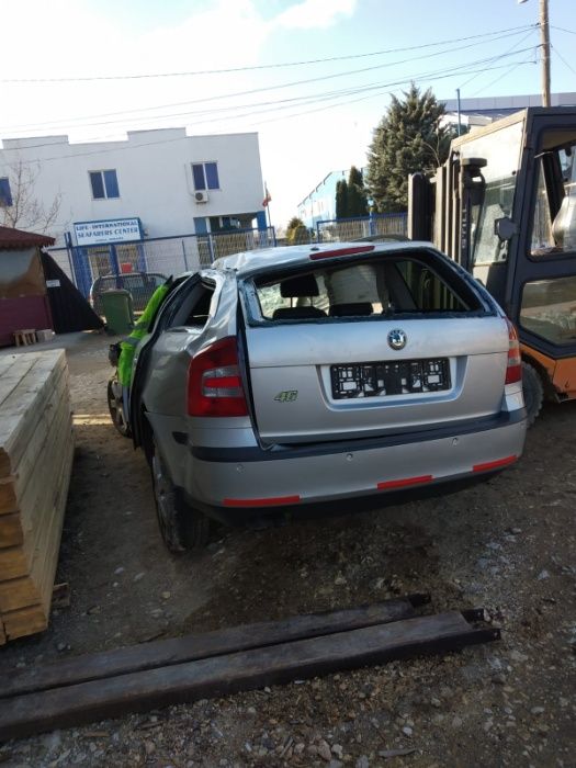 Piese Skoda Octavia 2008 motor azv