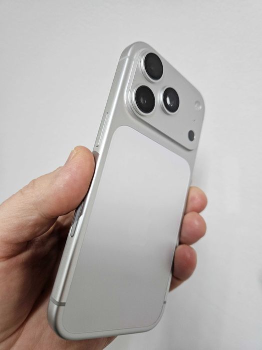 Iphone 17 pro 256 gb neverlock accept schimb.