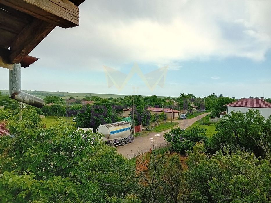 Продава се Къща в с. Левски, Област Варна - 150 кв.м за 347 €/кв.м - Снимка #3