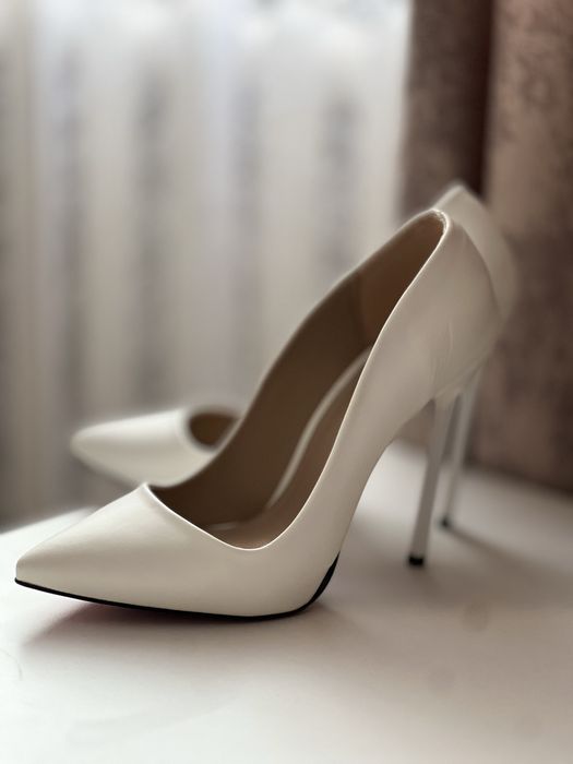 Каблук Туфли 10 см продаю