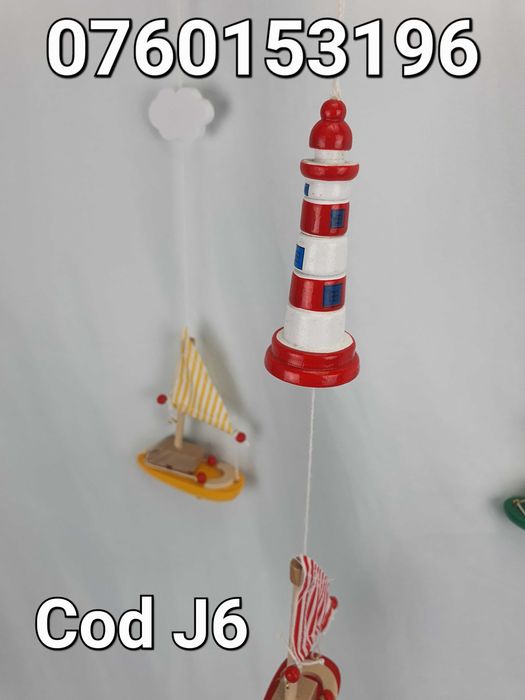 Carusel cu barcute si far din lemn pentru patut la bebelusi - J6