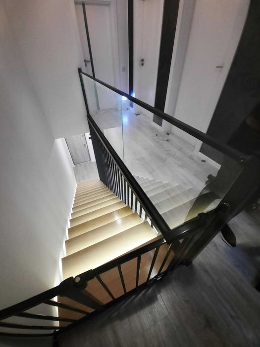 Balustrada de sticla