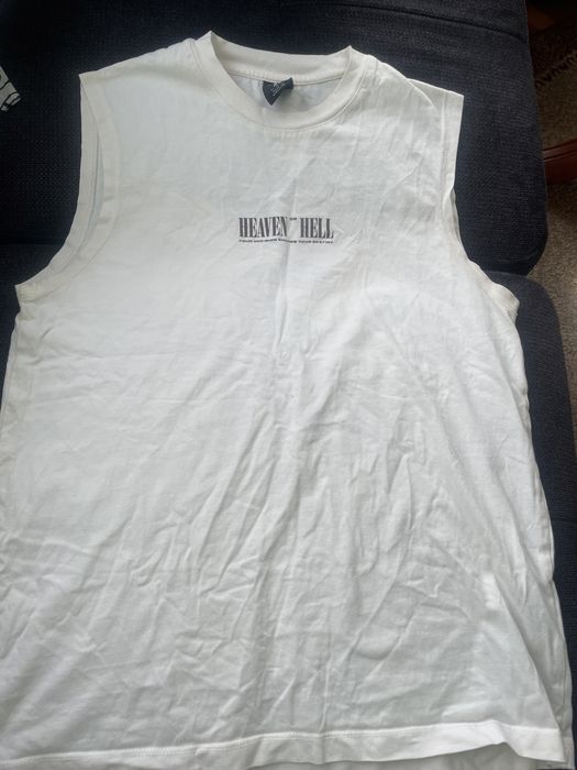 Продавам тениски и потници по 2 евро за брой втора употреба.Мъжки.