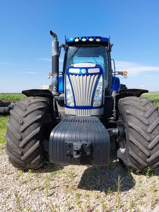 Vand tractoar New Holland T8030