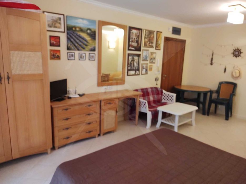 Продава се Едностаен апартамент в Созопол - 64 кв.м за 985 €/кв.м - Снимка #1