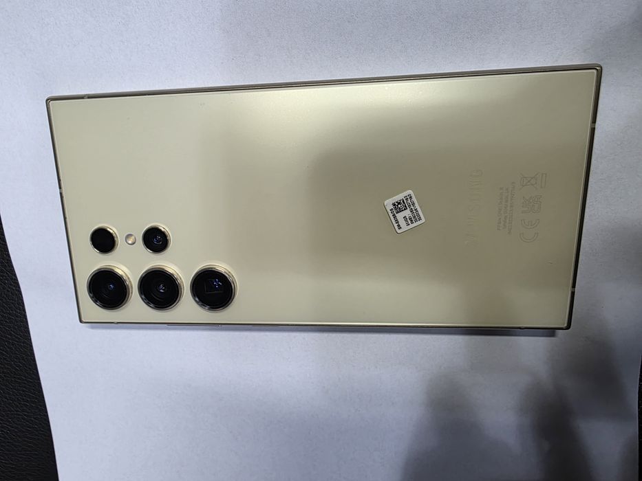 Samsung Galaxy S24 Ultra Gold 512GB Liber de retea Stare Foarte Buna