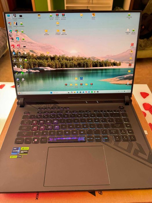 Laptop Gaming ASUS ROG Strix G16 G614JV-N4120