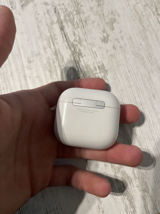 Оригинални Airpods 4