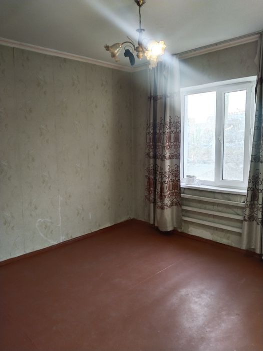Сарыағаш қаласы 3 бөлмелі пәтер сатылады