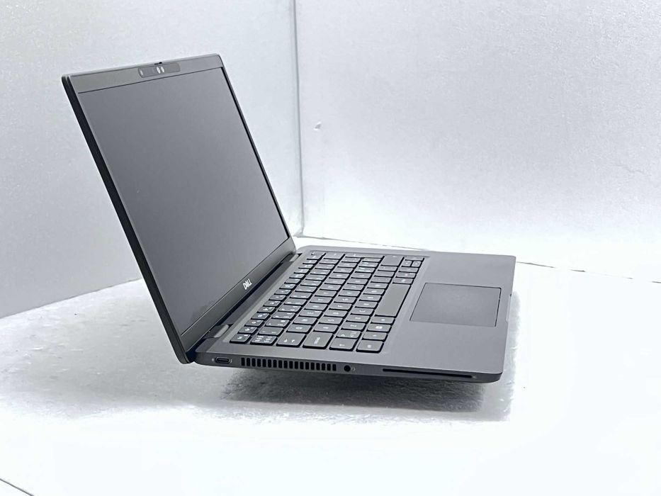 Dell Latitude 7330 13.3" i7-1265U 32GB DDR4 1020GB/ с гаранция